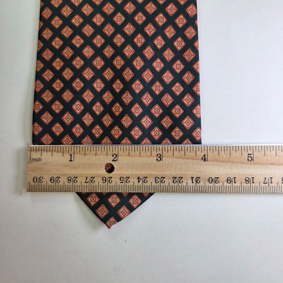 Vintage Dayton’s Northbriar Shop Tie by Reis – Dark Green Geometric 4"x54" - Picture 7 of 7